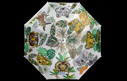 Rain umbrella featuring images of tigers, lions, cheetahs